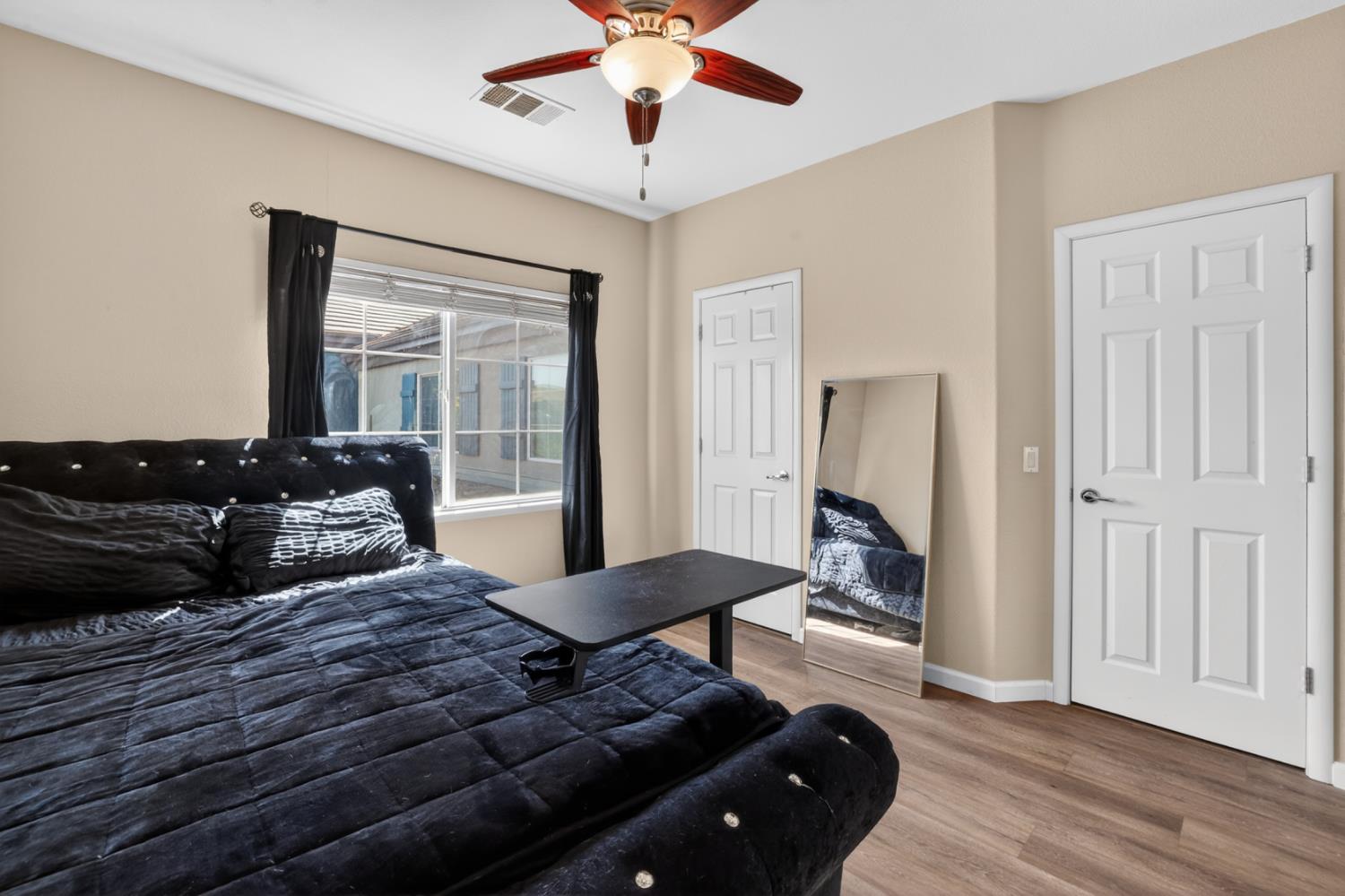 2001 Club Center Drive Unit: #8106