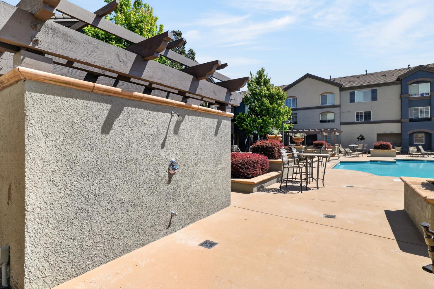 2001 Club Center Drive Unit: #8106