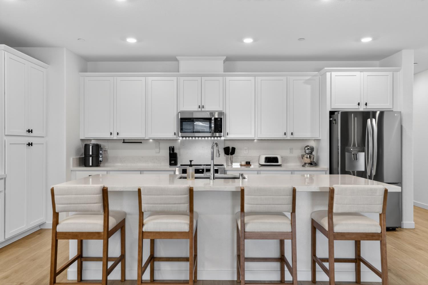 5353 Lopez Lake Way