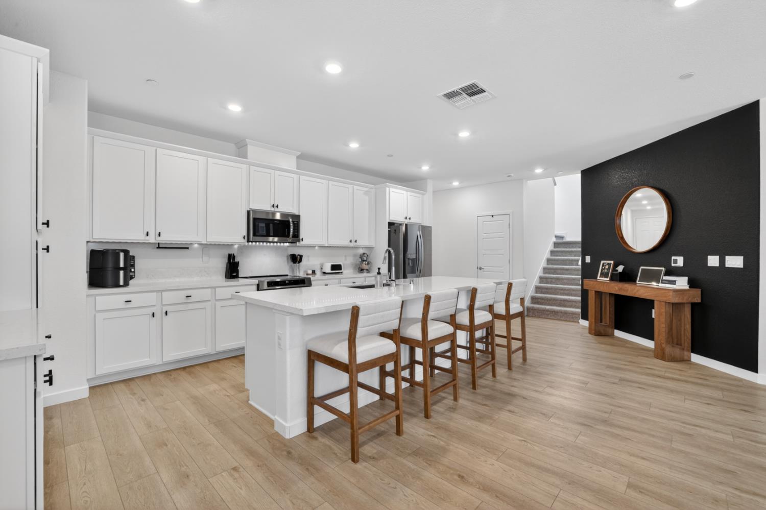 5353 Lopez Lake Way