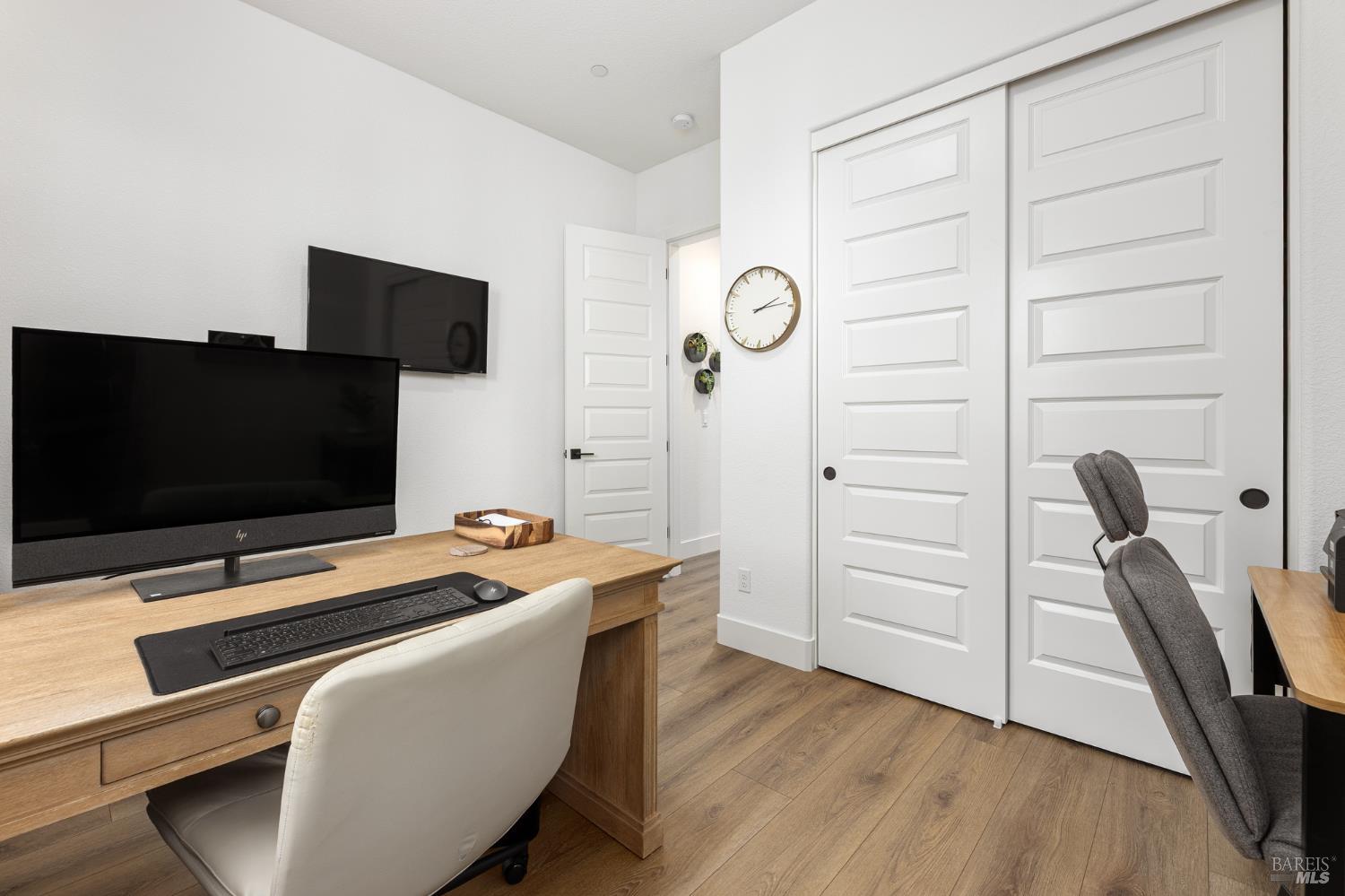 2415 Waterside Drive