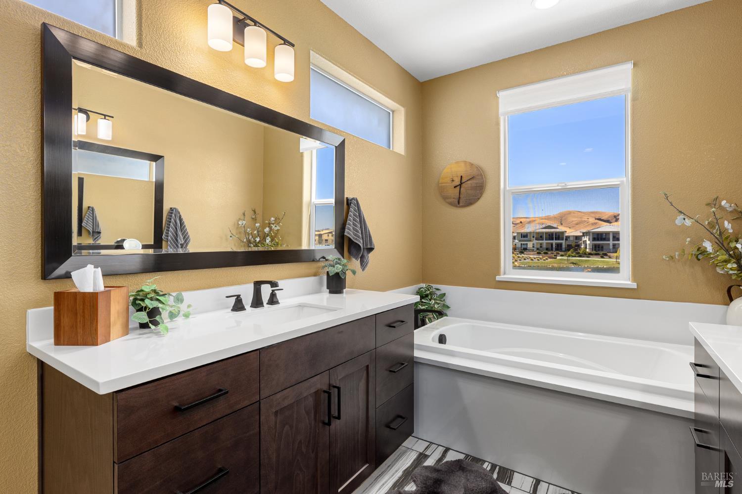 2415 Waterside Drive