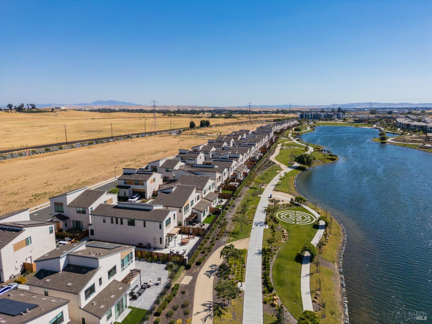 2415 Waterside Drive