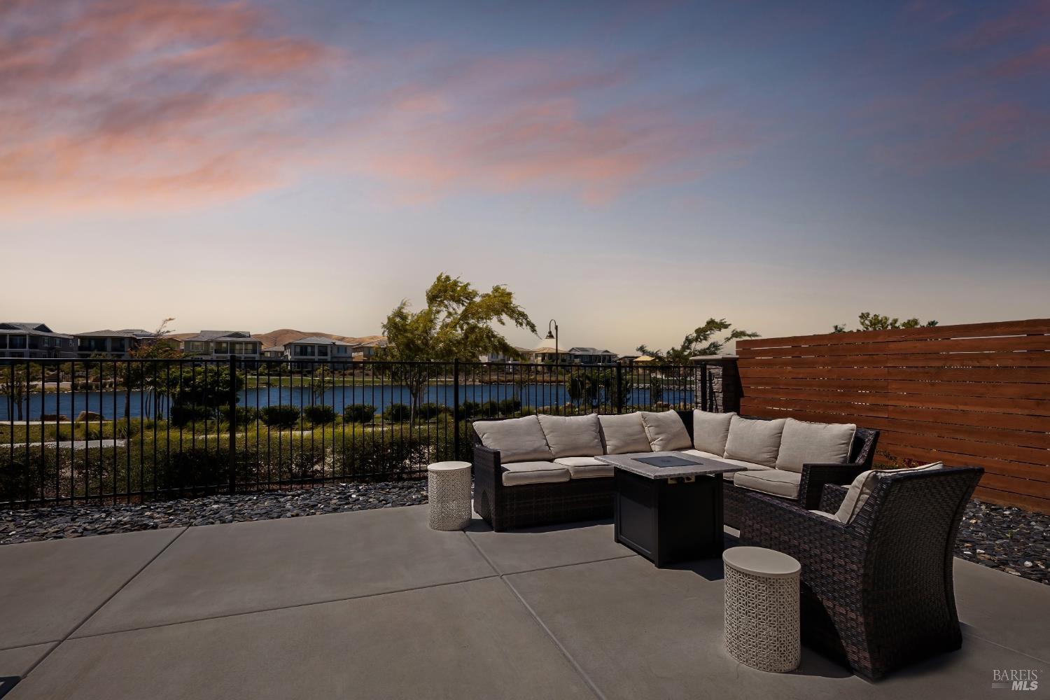 2415 Waterside Drive