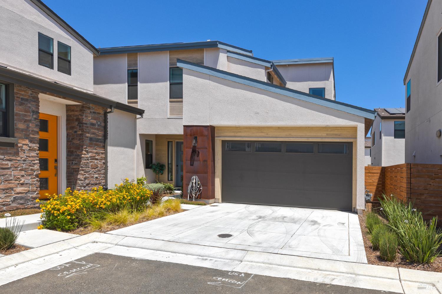 2415 Waterside Drive