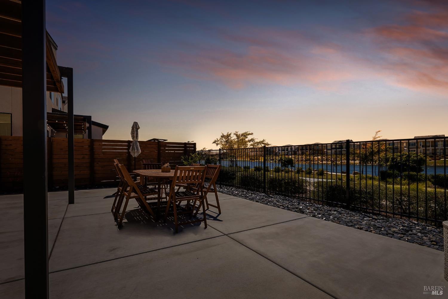 2415 Waterside Drive