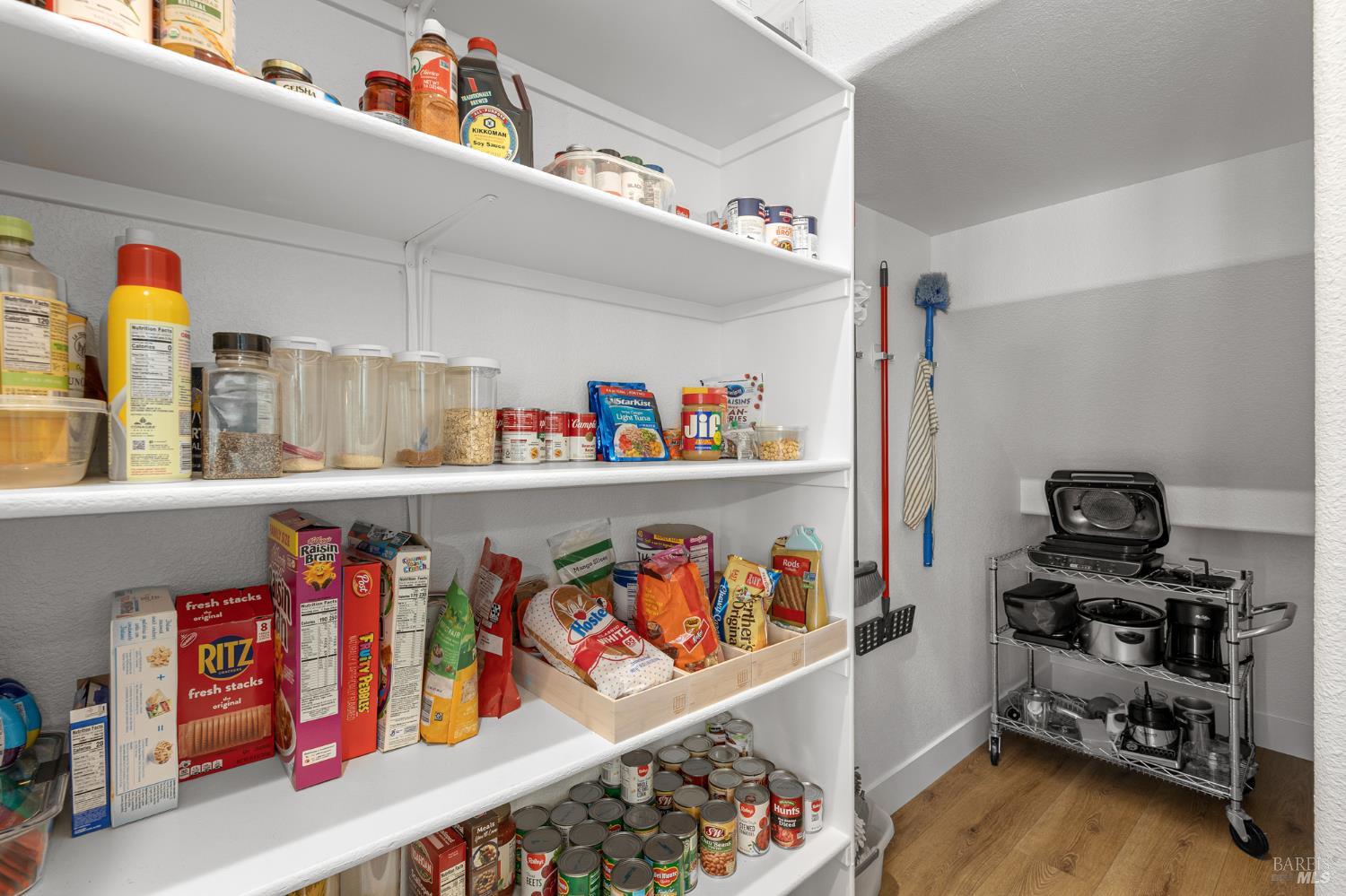 2415 Waterside Drive