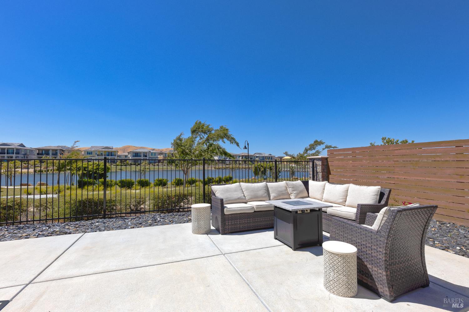 2415 Waterside Drive