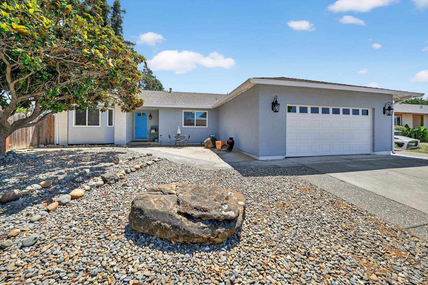 791 Persimmon Place