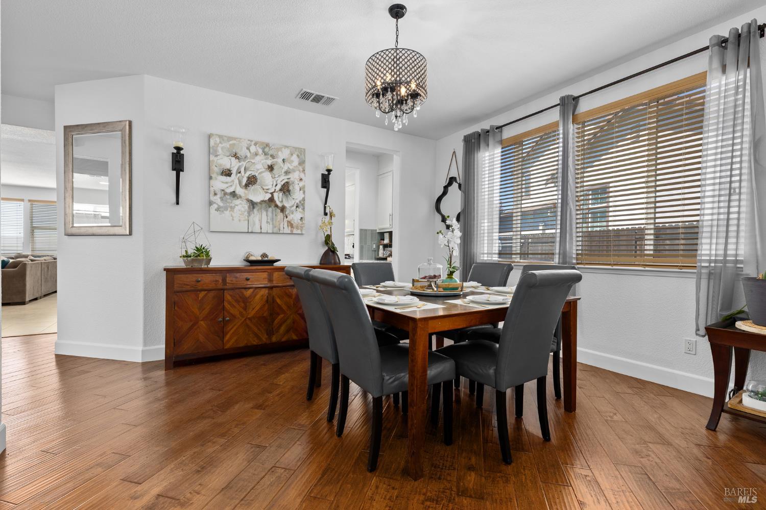 924 Monticello Court