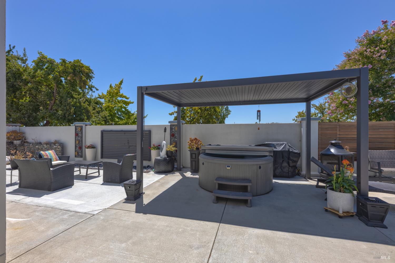 924 Monticello Court