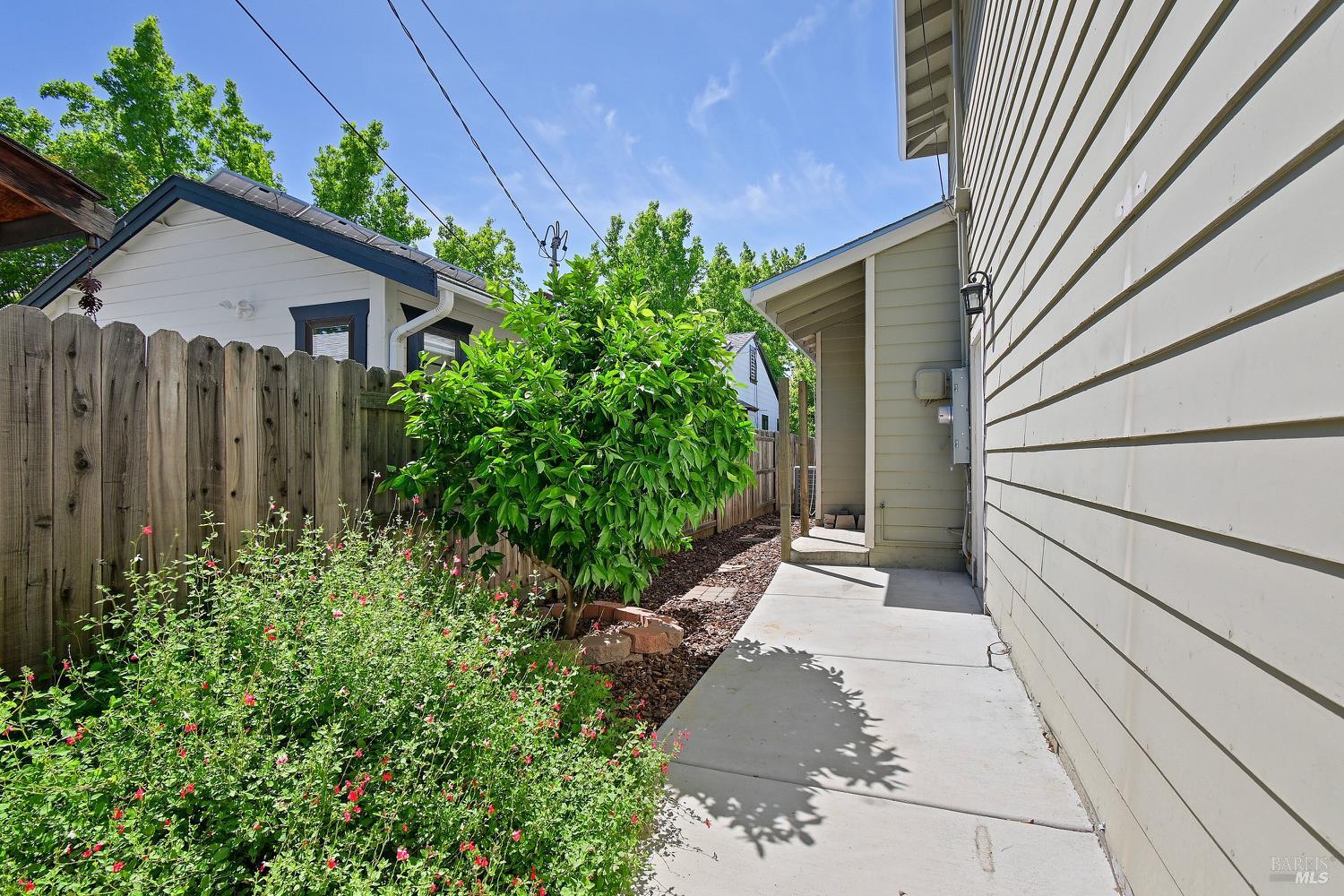 525 Kentucky Street