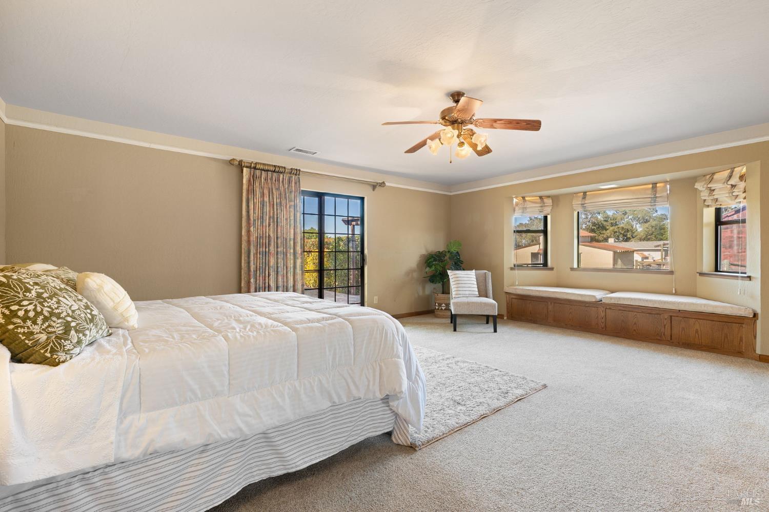 4445 Peaceful Glen Road