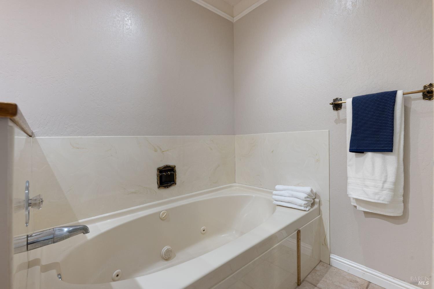 4445 Peaceful Glen Road