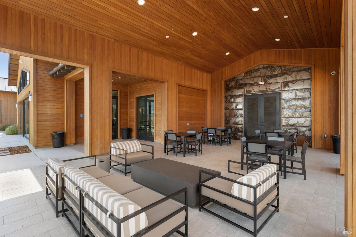 2471 Lake Club Drive