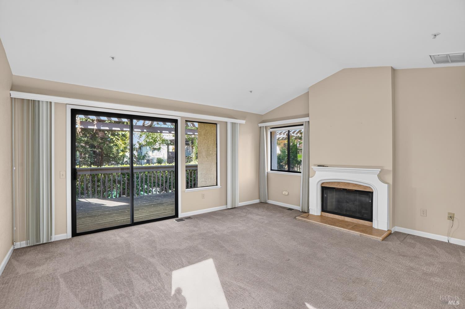 48 Fountain Grove Circle