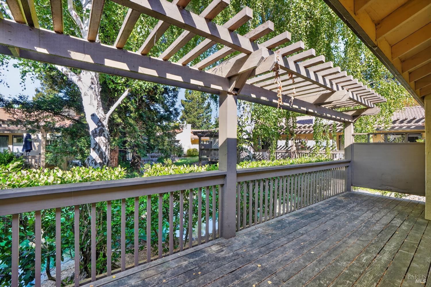 48 Fountain Grove Circle