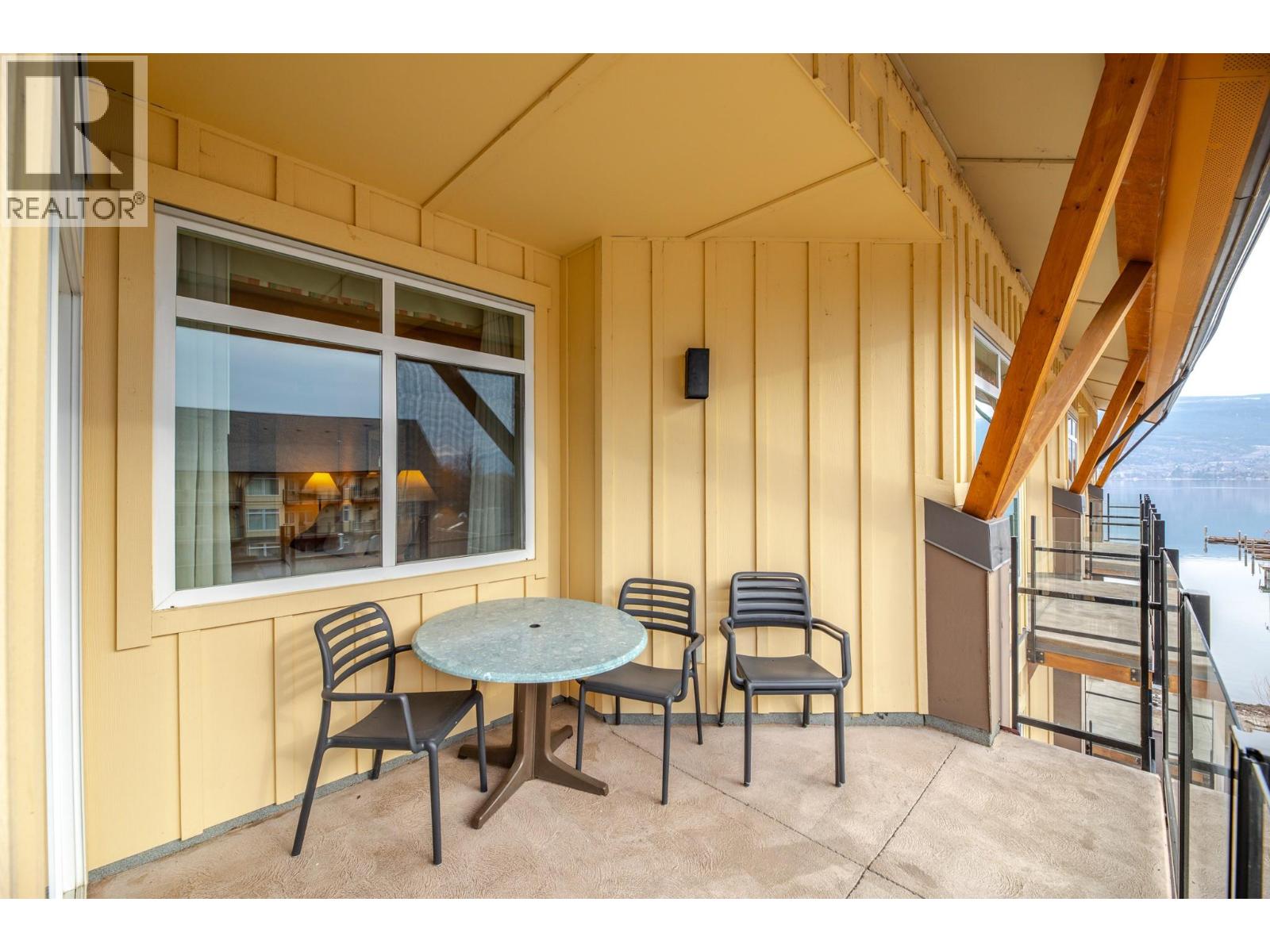 13011 LAKESHORE Drive Unit# 352