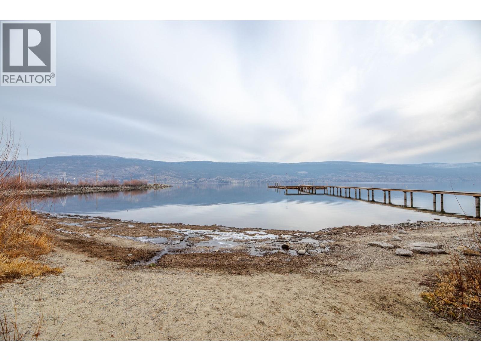 13011 LAKESHORE Drive Unit# 352