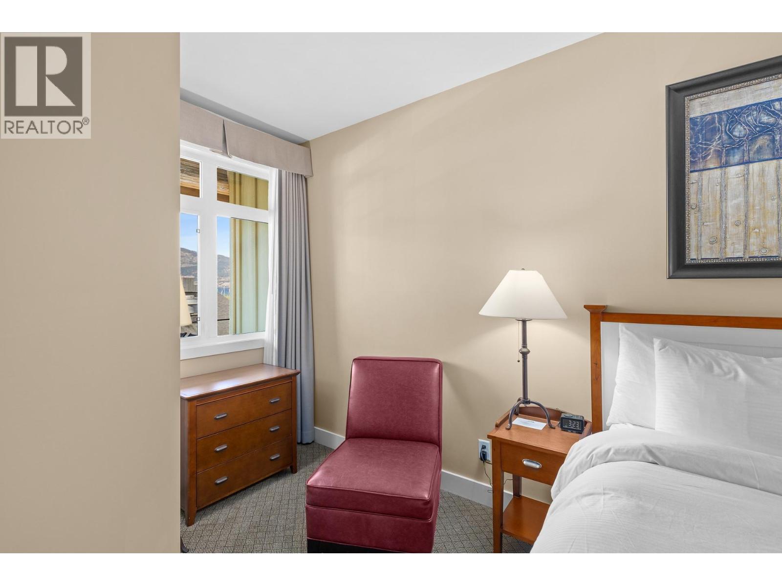 12811 LAKESHORE Drive Unit# 518