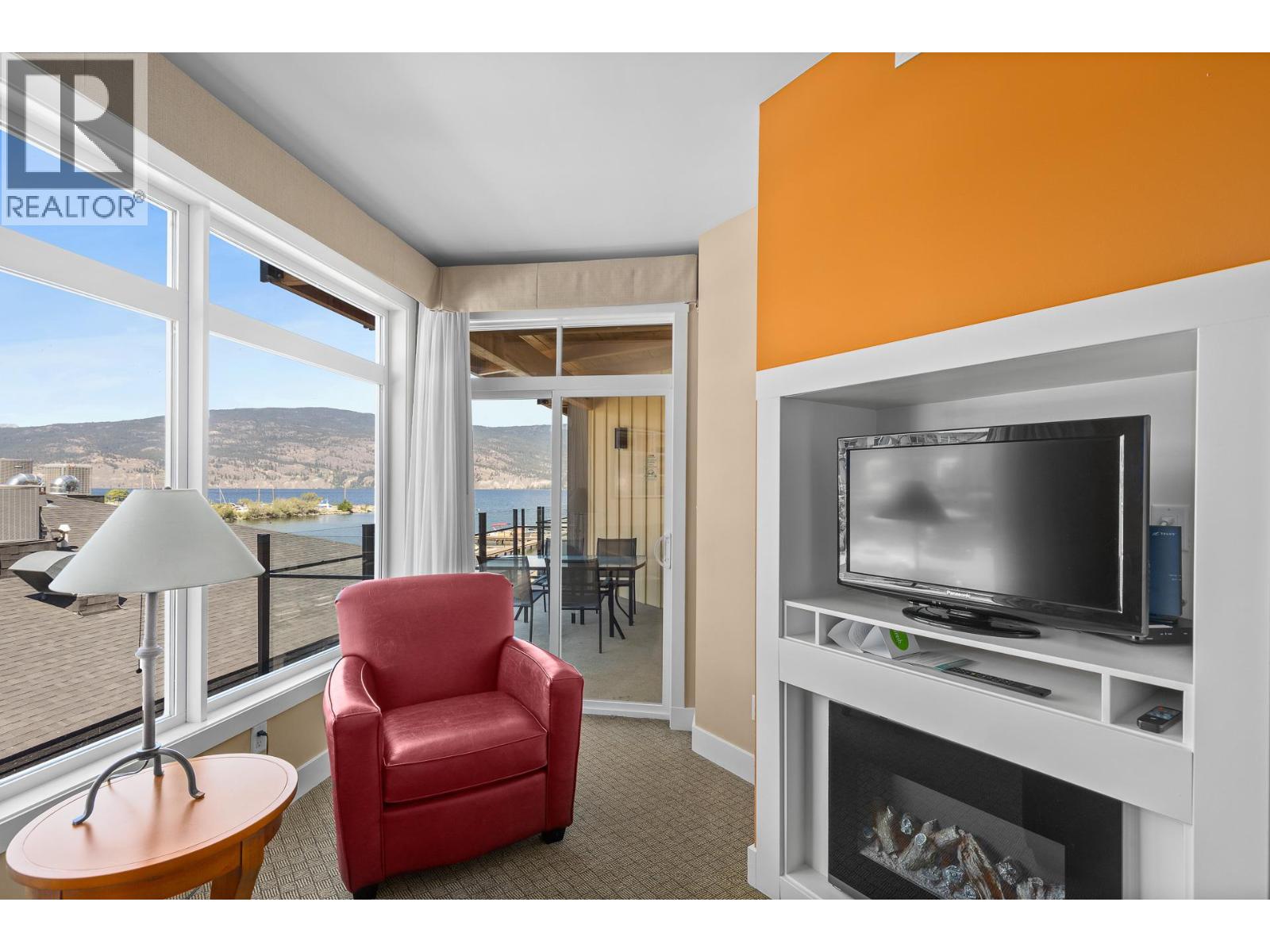 12811 LAKESHORE Drive Unit# 518