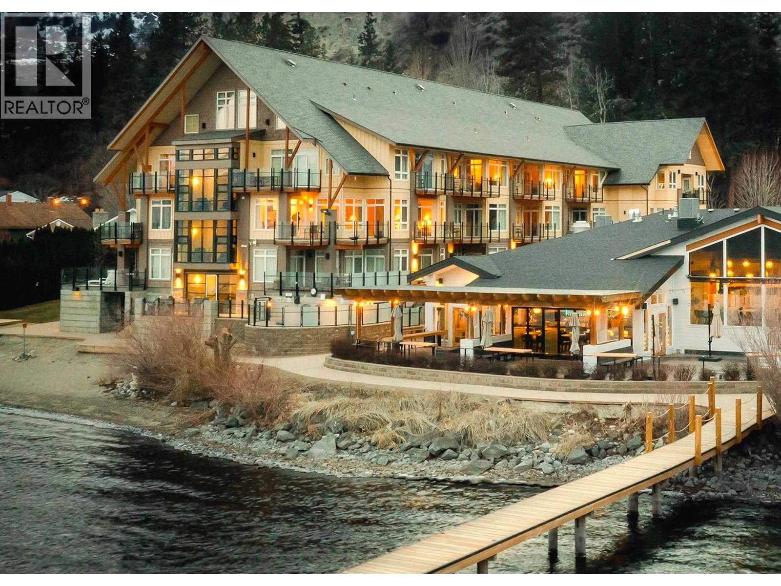 12811 LAKESHORE Drive Unit# 518