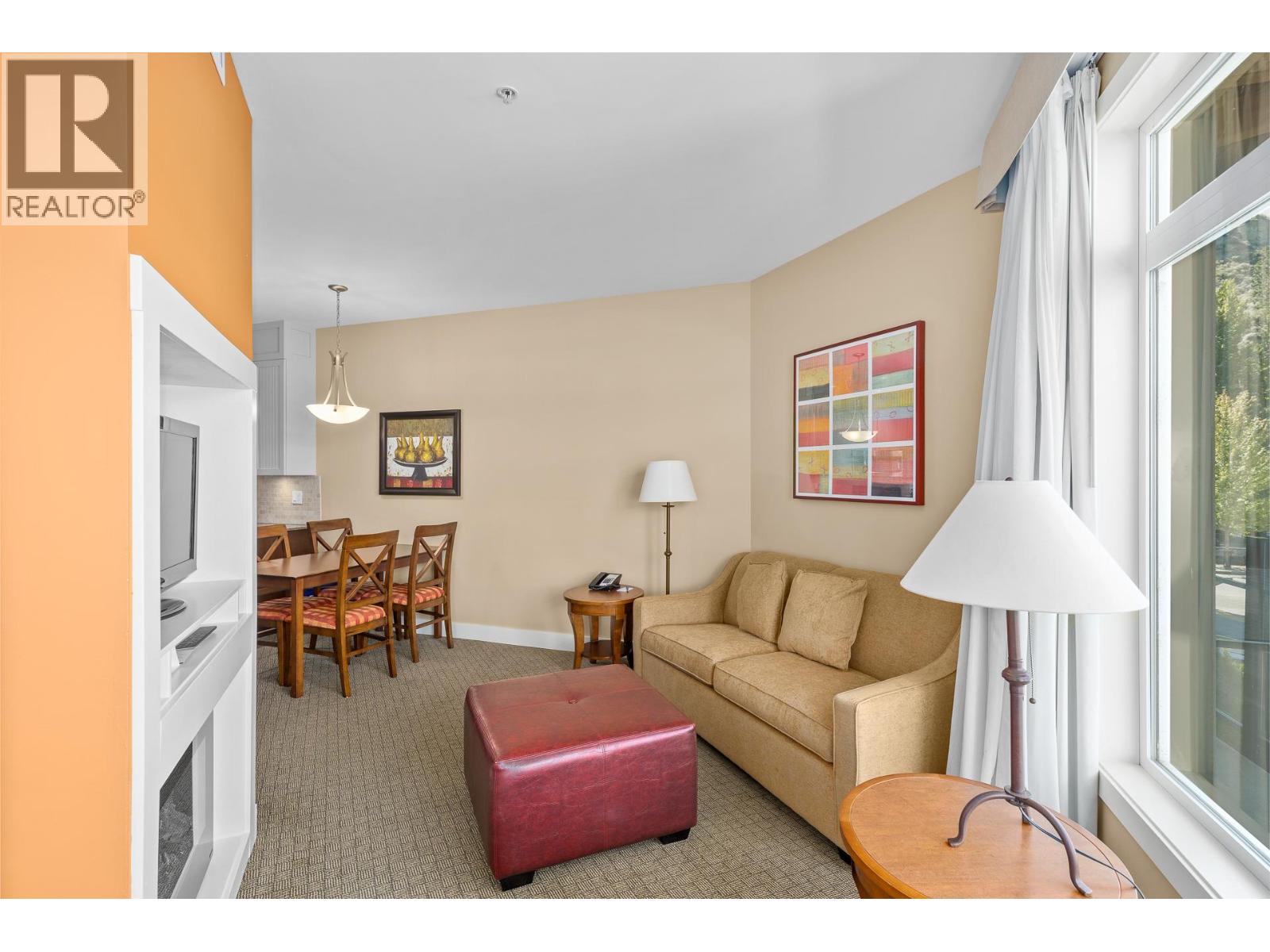 12811 LAKESHORE Drive Unit# 518