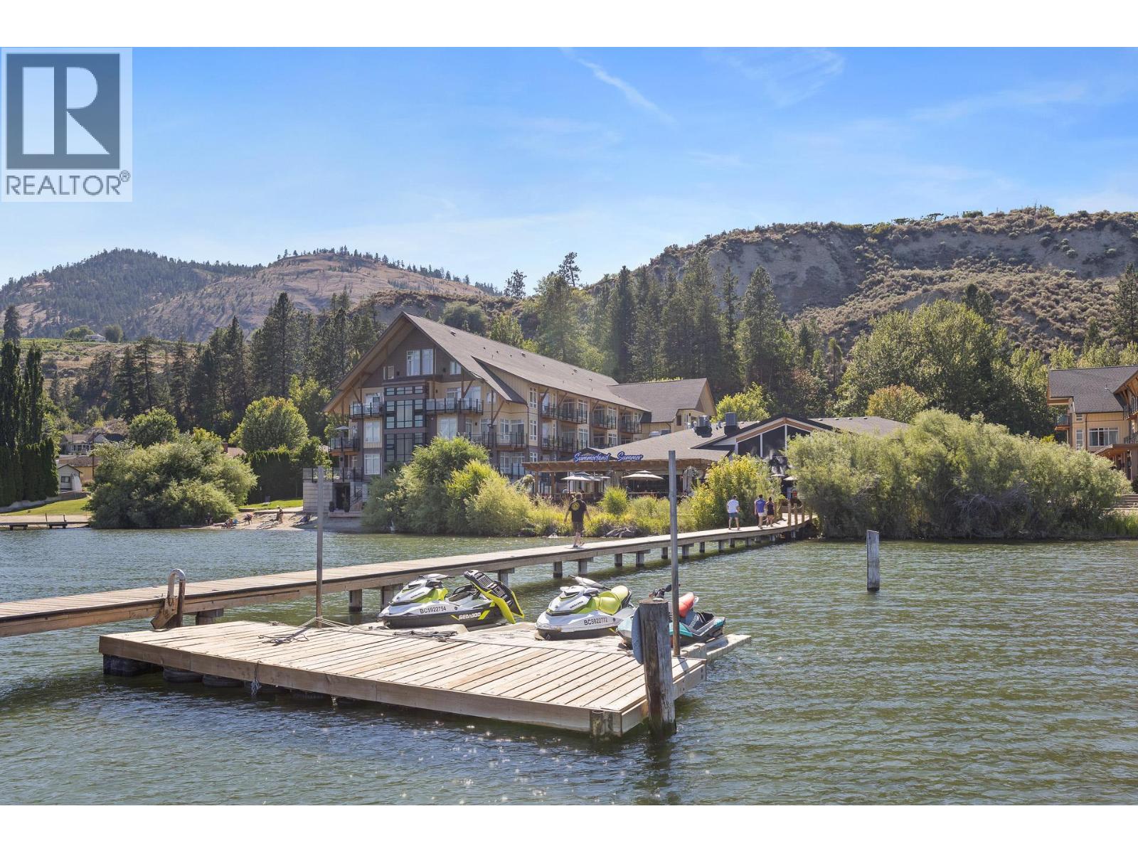 12811 LAKESHORE Drive Unit# 518