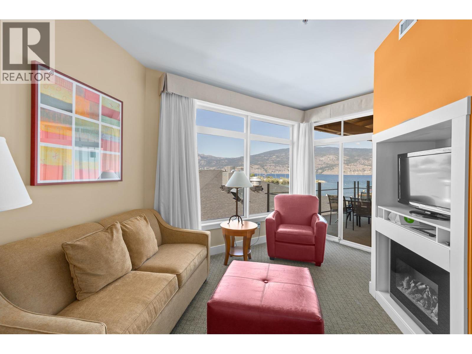 12811 LAKESHORE Drive Unit# 518