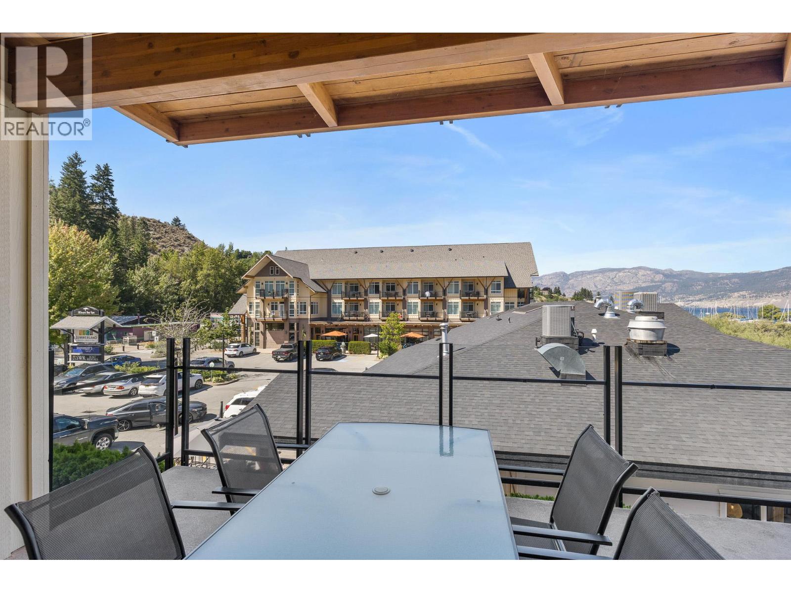 12811 LAKESHORE Drive Unit# 518