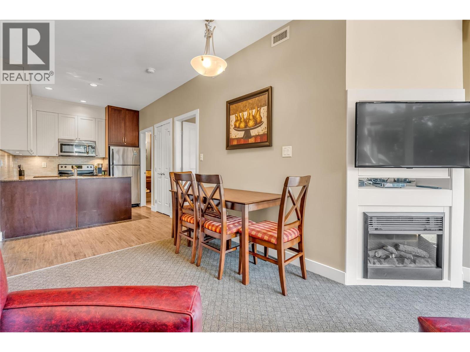 12811 Lakeshore Drive S Unit# 410/411