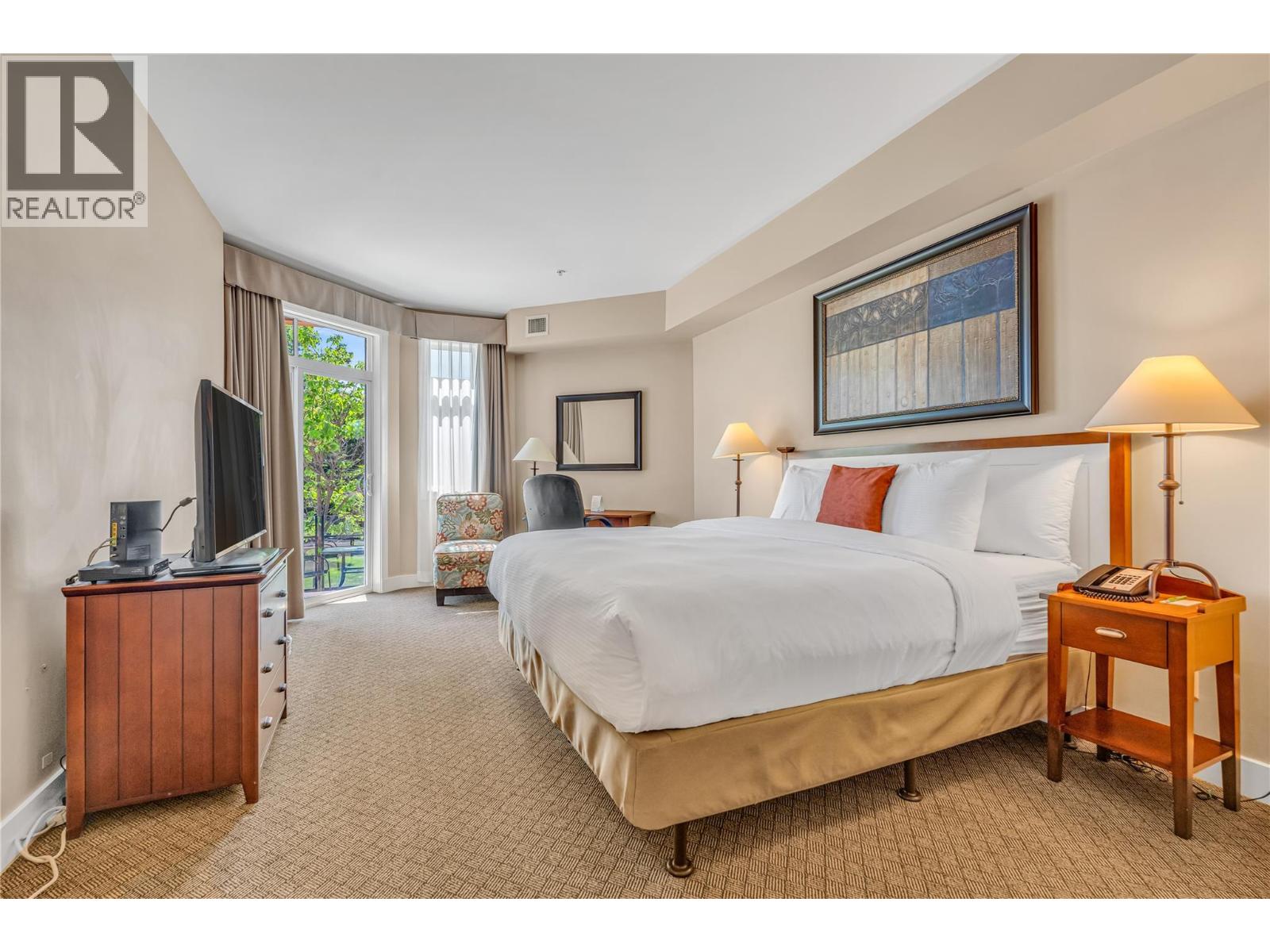 12811 Lakeshore Drive S Unit# 410/411