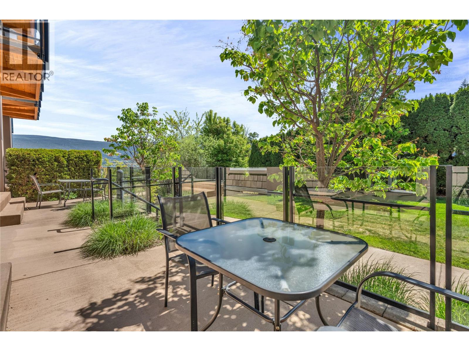 12811 Lakeshore Drive S Unit# 410/411