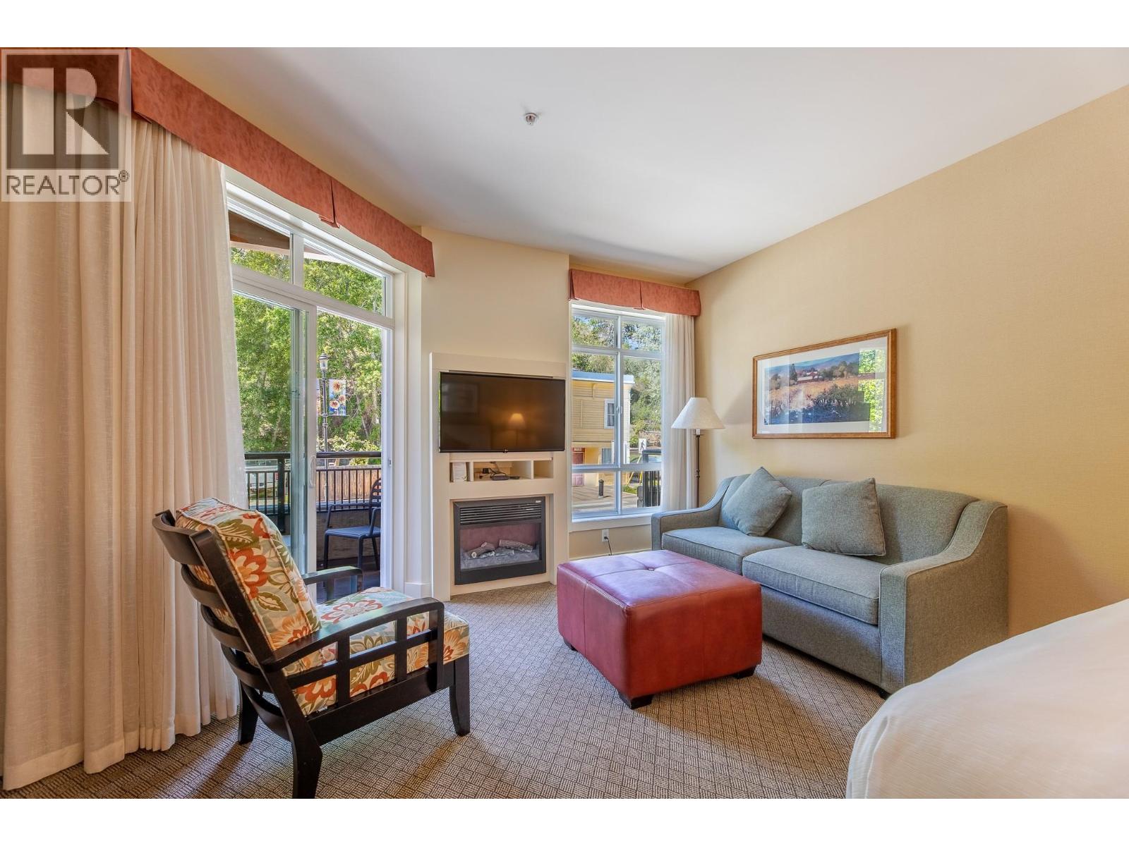 13011 Lakeshore Drive S Unit# 118