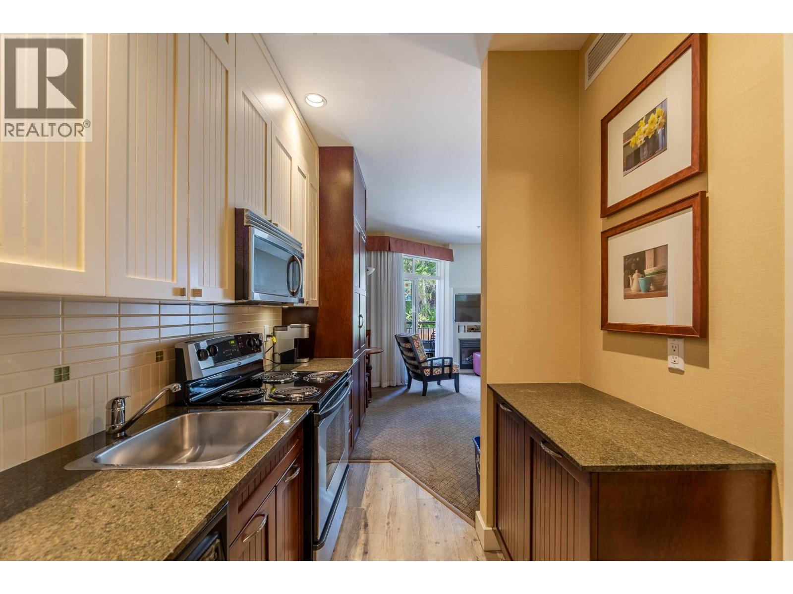 13011 Lakeshore Drive S Unit# 118