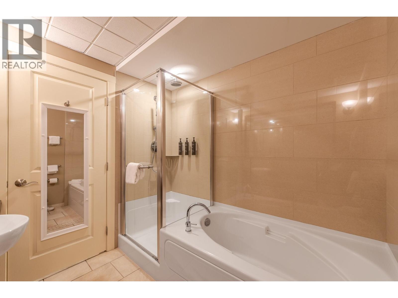 13011 Lakeshore Drive S Unit# 118
