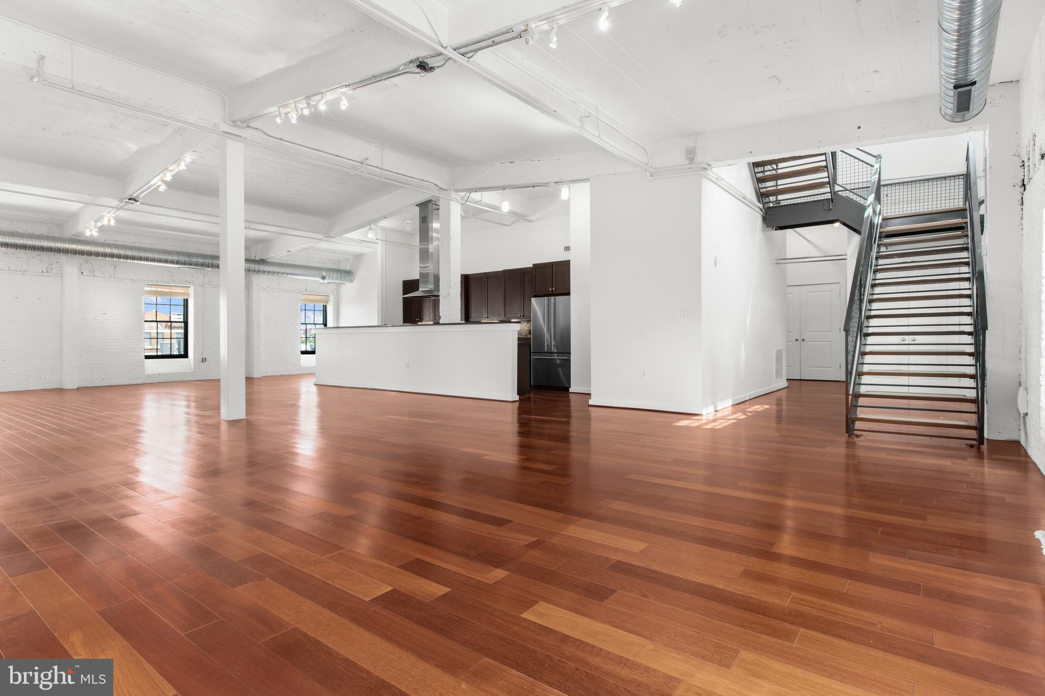 1220 BANK STREET Unit: 403