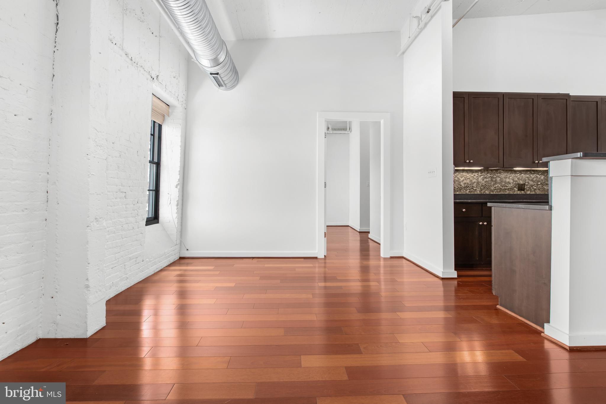 1220 BANK STREET Unit: 403