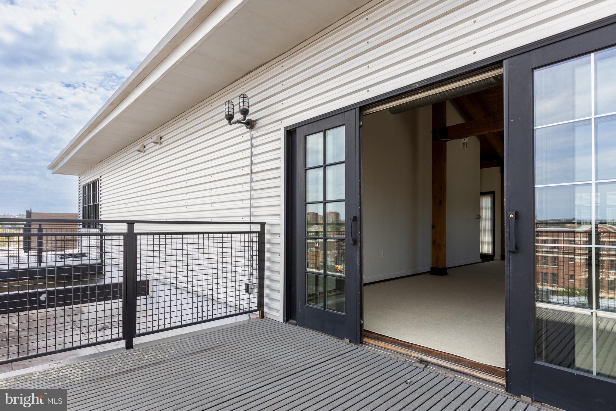 1220 BANK STREET Unit: 403