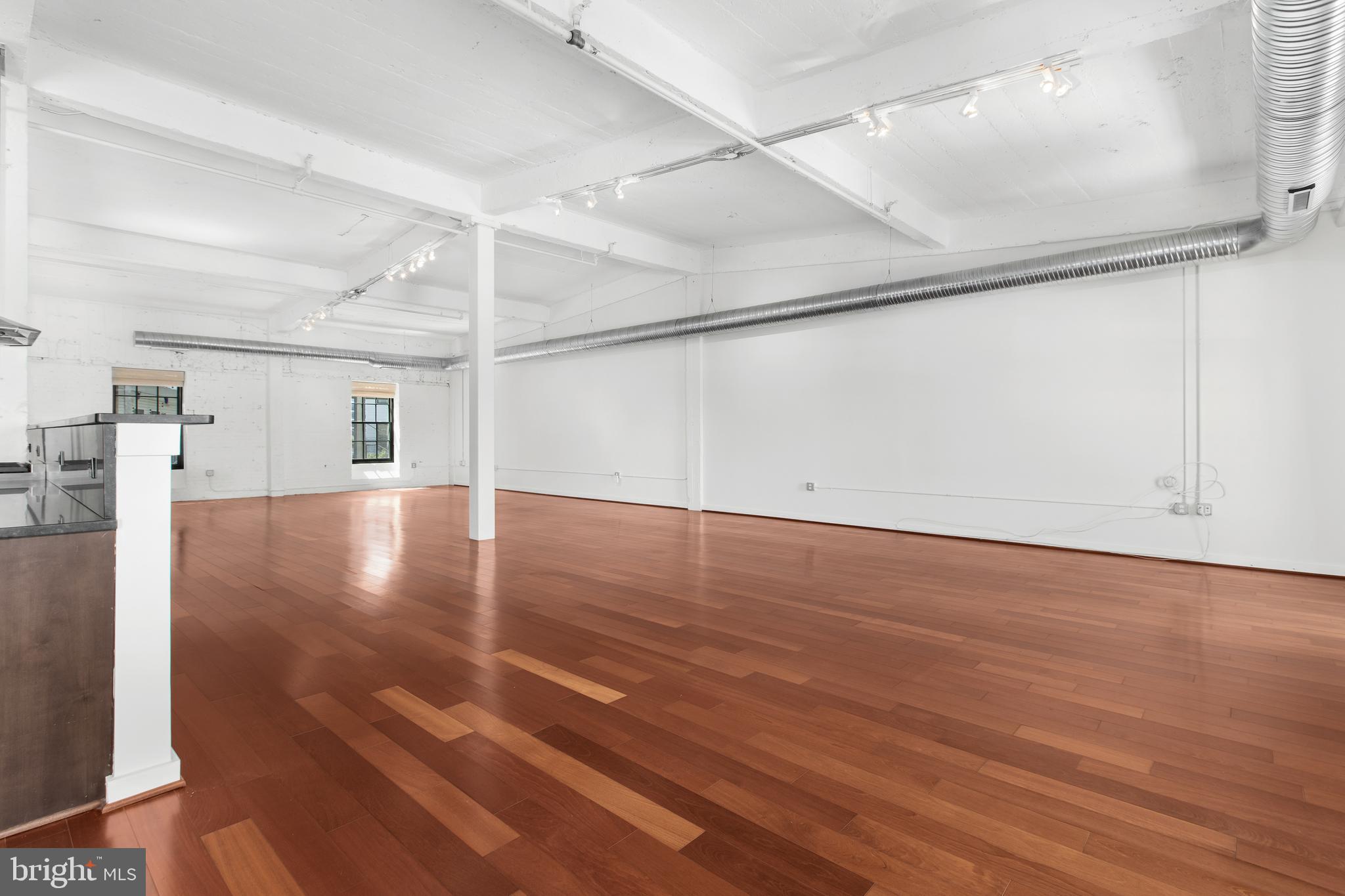 1220 BANK STREET Unit: 403