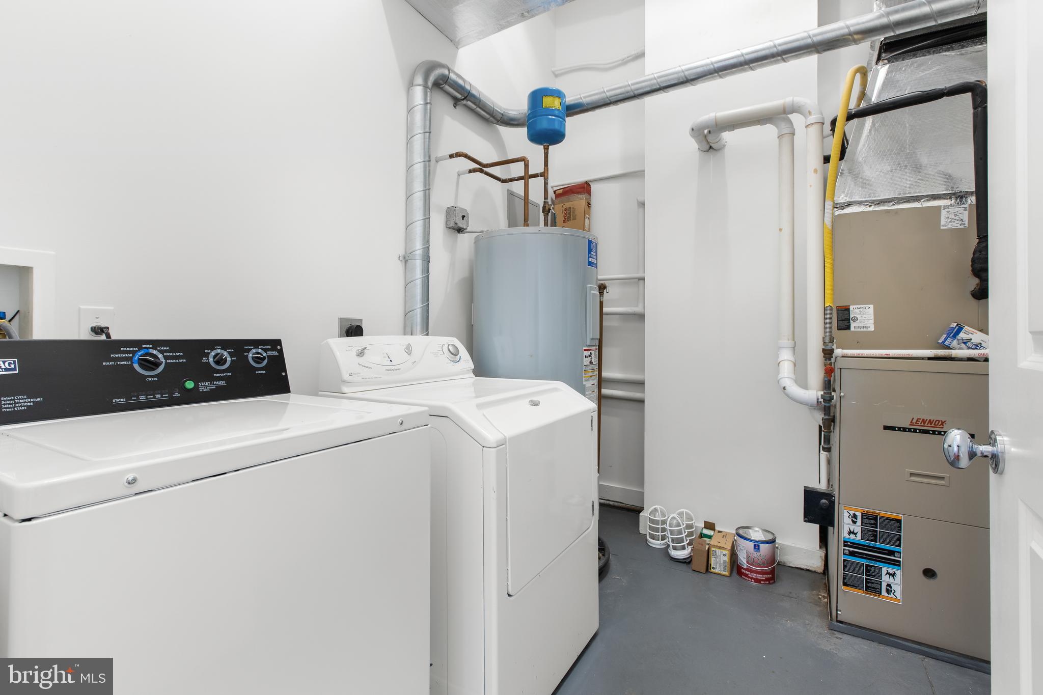 1220 BANK STREET Unit: 403