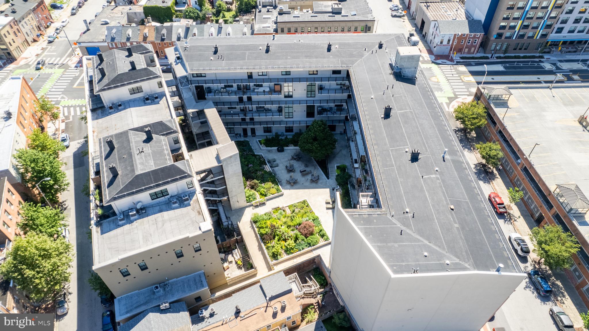 1220 BANK STREET Unit: 403