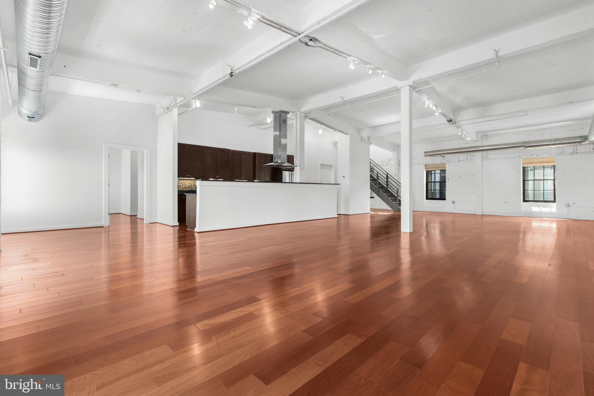 1220 BANK STREET Unit: 403