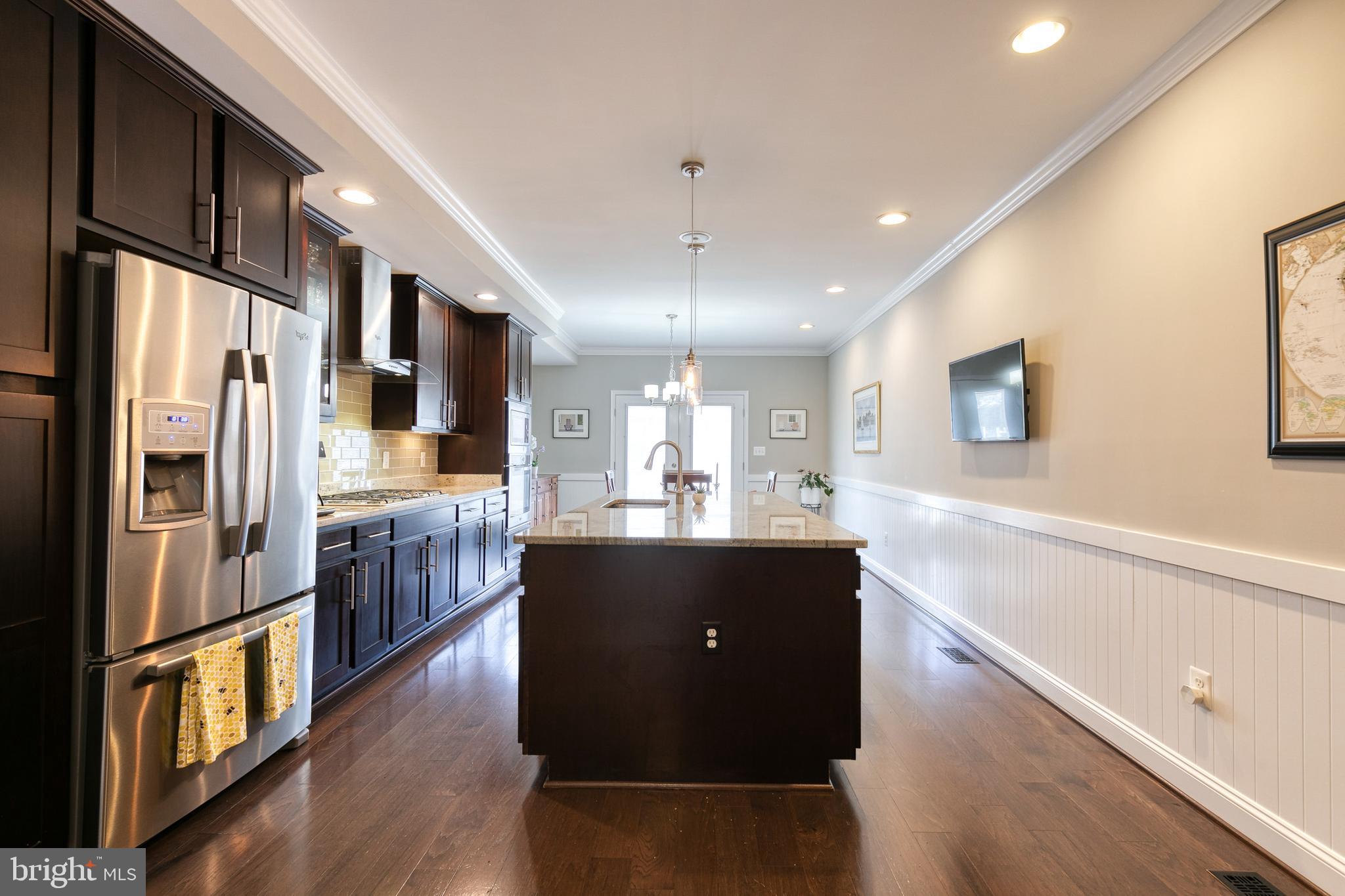 1337 S Charles STREET