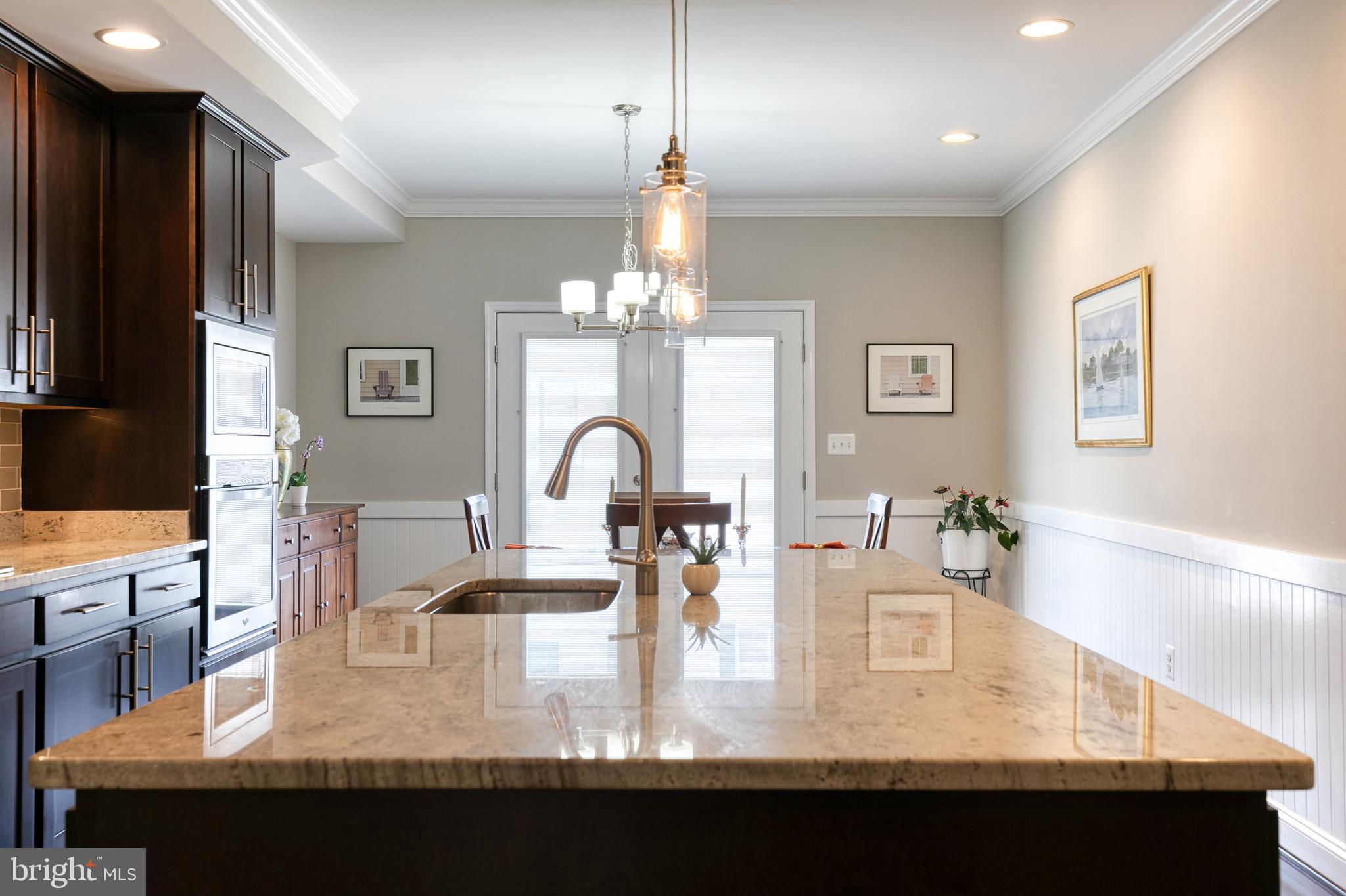 1337 S Charles STREET