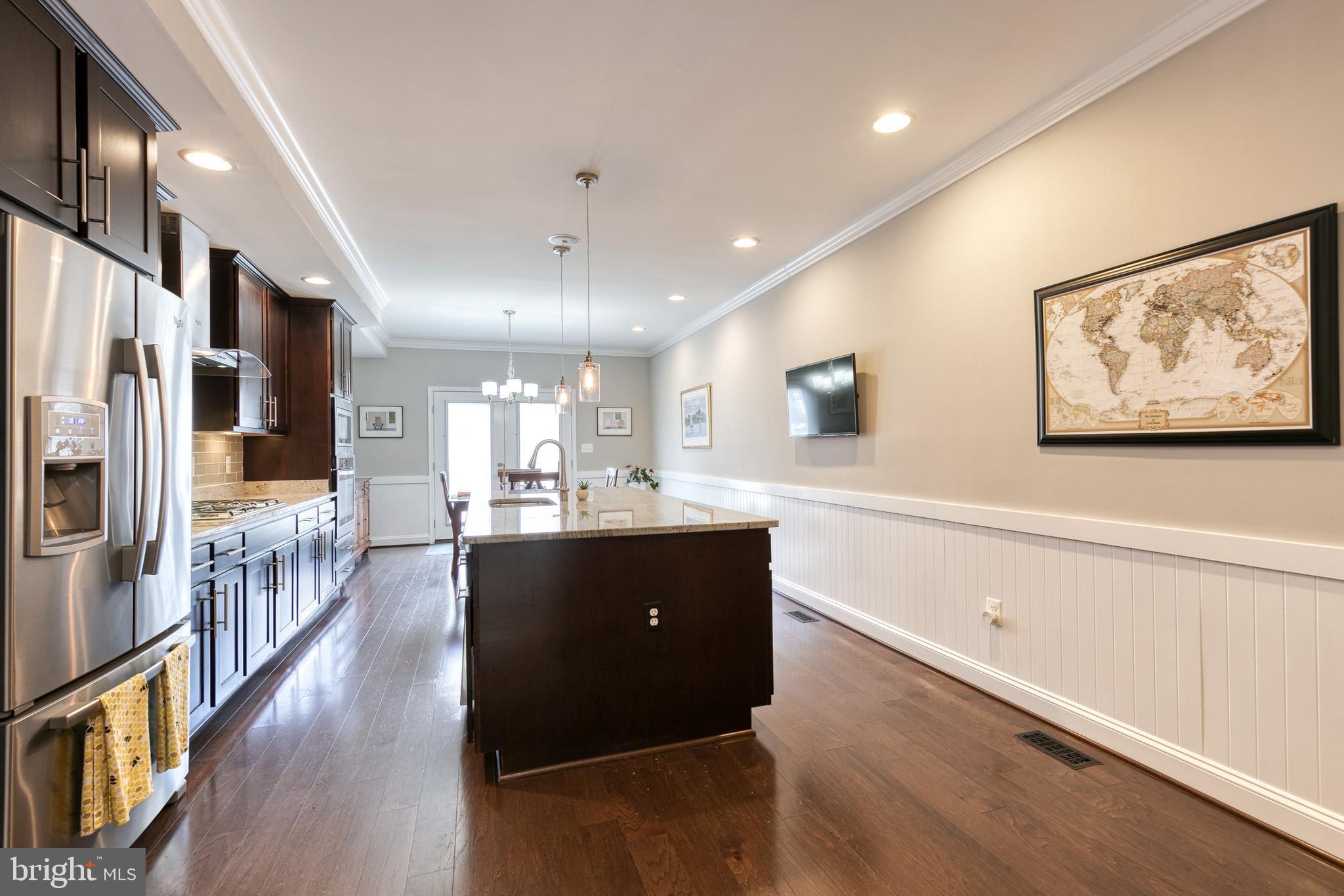 1337 S Charles STREET