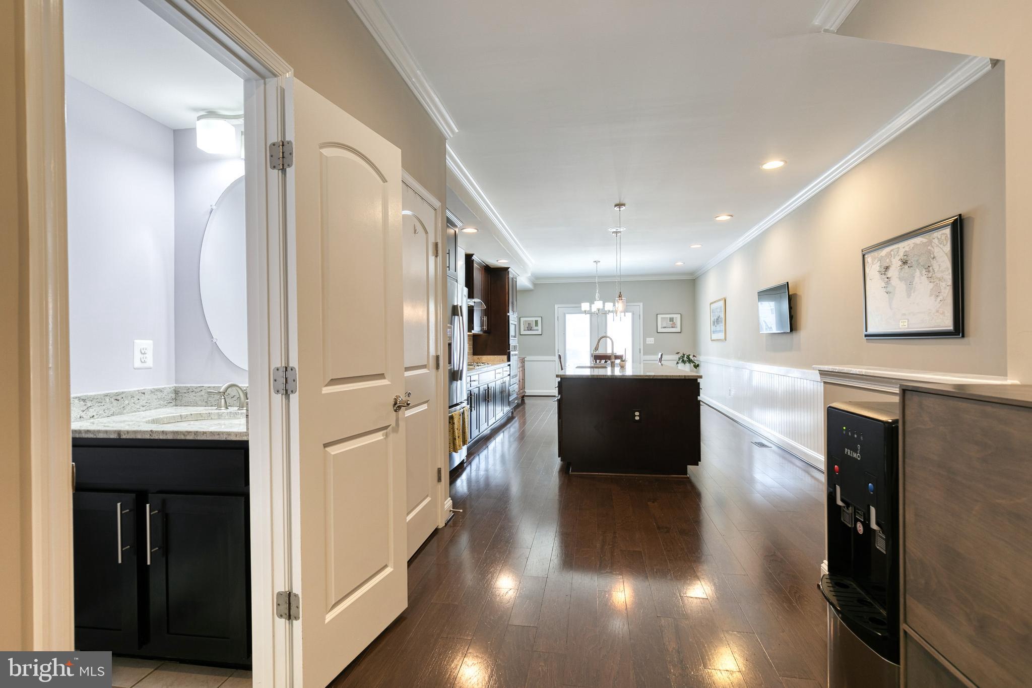 1337 S Charles STREET