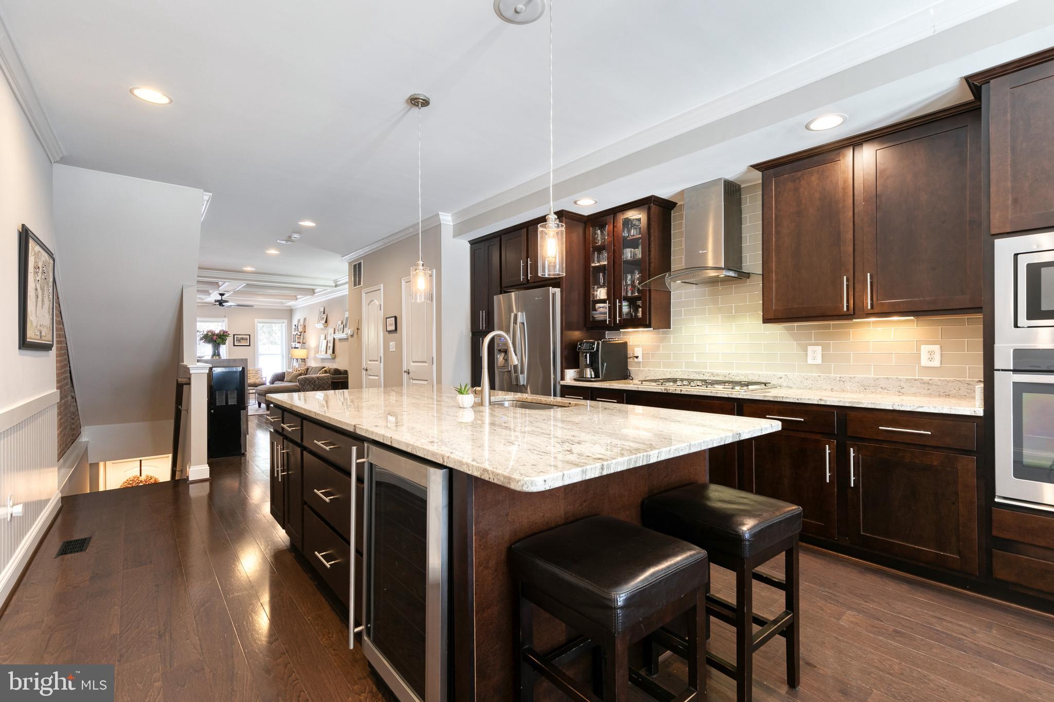 1337 S Charles STREET