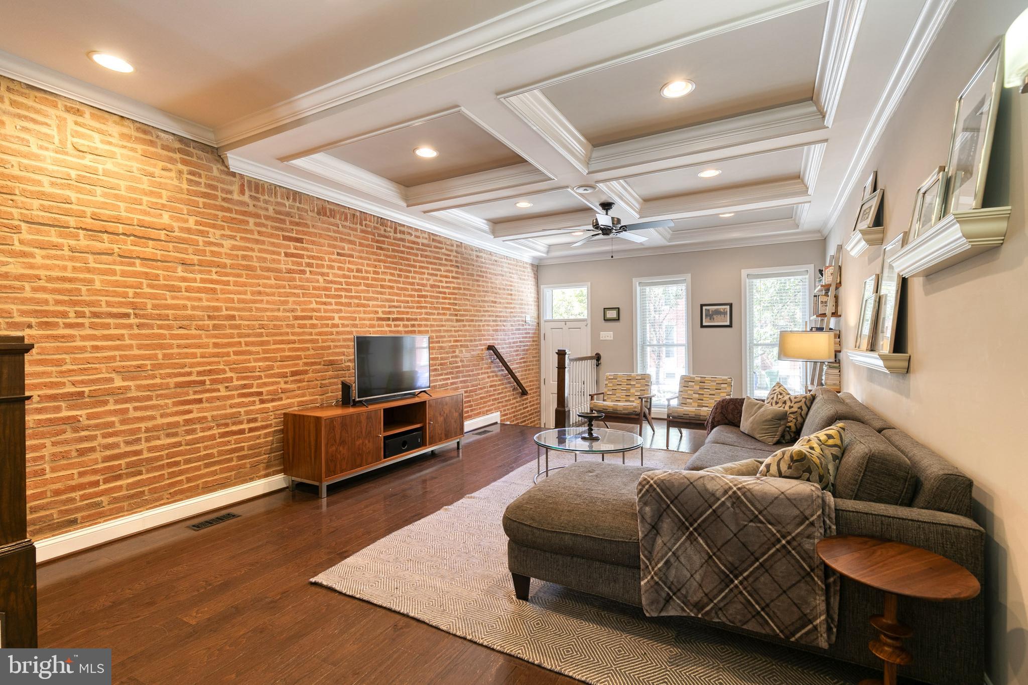 1337 S Charles STREET