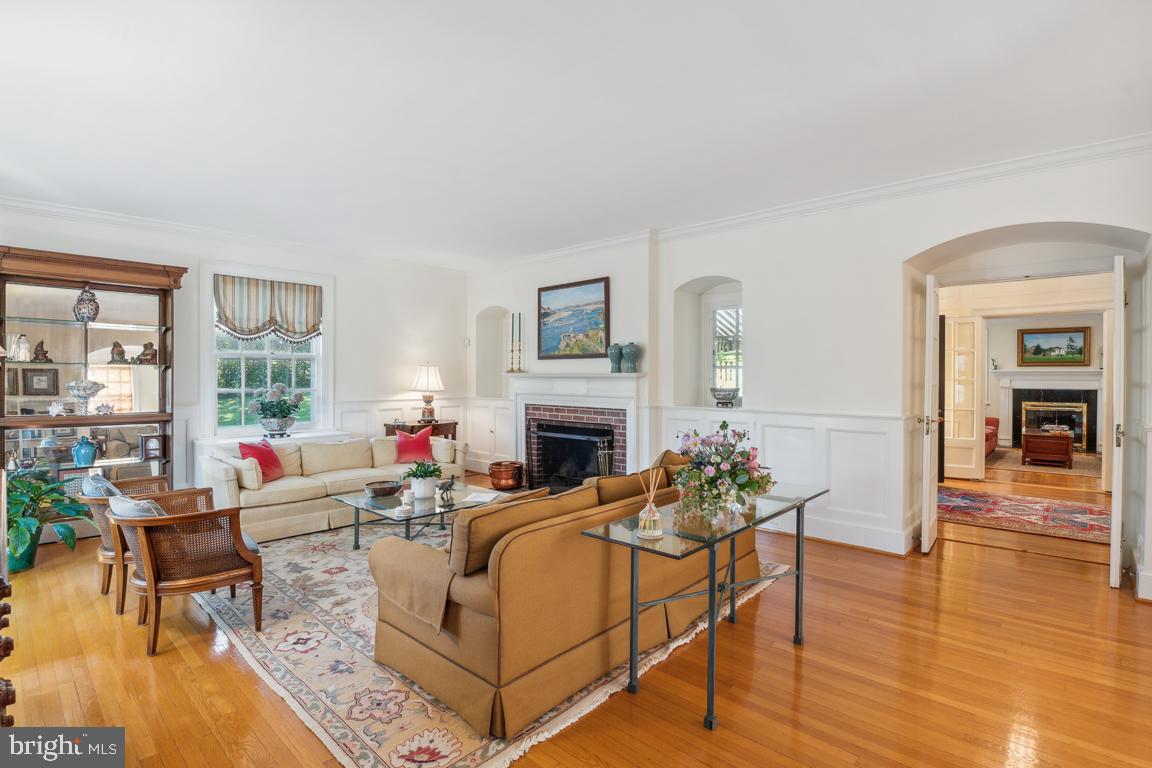 218 Tunbridge ROAD